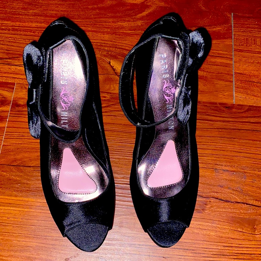 Paris Hilton bow heels